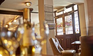 Angel Inn Hotel