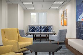Holiday Inn Express Hotel & Suites Greensboro Airport Area by IHG