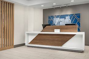 Holiday Inn Express Hotel & Suites Greensboro Airport Area by IHG