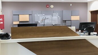 Holiday Inn Express & Suites Hope Mills-Fayetteville Arpt by IHG