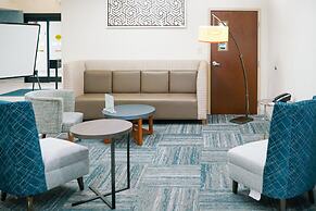 Holiday Inn Express & Suites Hope Mills-Fayetteville Arpt by IHG