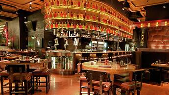 theWit Chicago, a Hilton Hotel