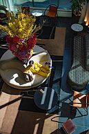 theWit Chicago, a Hilton Hotel