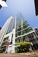 theWit Chicago, a Hilton Hotel