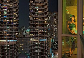 theWit Chicago, a Hilton Hotel