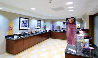 Hampton Inn & Suites Moreno Valley