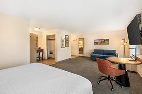 Hampton Inn & Suites Moreno Valley