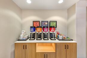 Hampton Inn & Suites Moreno Valley