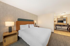 Hampton Inn & Suites Moreno Valley
