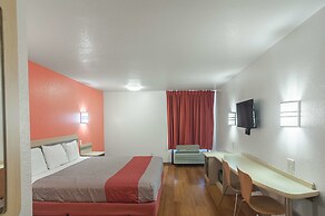 Motel 6 Oklahoma City, OK - South