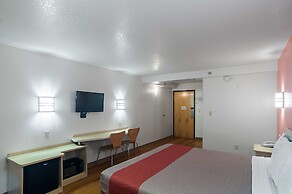 Motel 6 Oklahoma City, OK - South