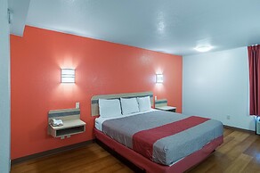 Motel 6 Oklahoma City, OK - South