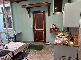 Emirhan Inn Apartment & Suites