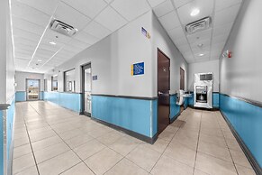 Days Inn by Wyndham Salado