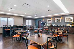 Best Western Plus Olathe Hotel