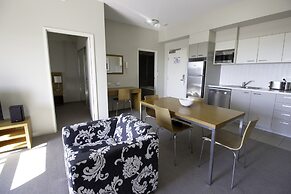 Gladstone Downtown Central Apartment Hotel