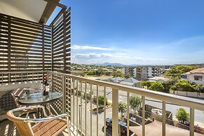 Gladstone Downtown Central Apartment Hotel