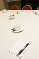 Gladstone Downtown Central Apartment Hotel