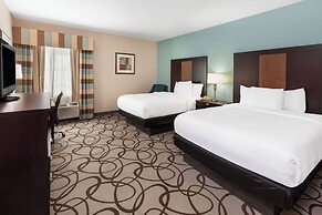 La Quinta Inn & Suites by Wyndham Fort Worth - Lake Worth