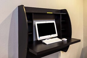 La Quinta Inn & Suites by Wyndham Fort Worth - Lake Worth