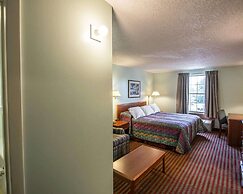 Rodeway Inn Lakeville