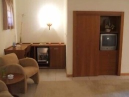 Pombeira Hotel