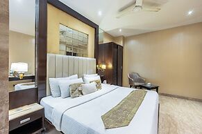 Hotel Emperor Palms at Karol Bagh