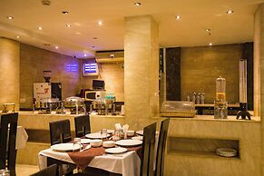 Hotel Emperor Palms at Karol Bagh