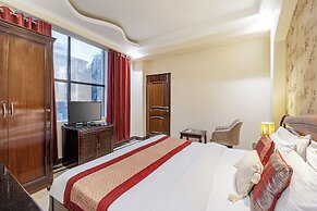 Hotel Emperor Palms at Karol Bagh