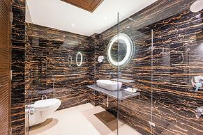 Hotel Emperor Palms at Karol Bagh