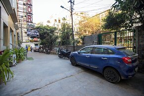 Hotel Emperor Palms at Karol Bagh