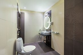 Hotel Emperor Palms at Karol Bagh