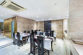 Hotel Emperor Palms at Karol Bagh