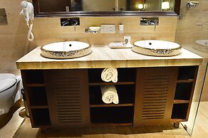 Hotel Emperor Palms at Karol Bagh