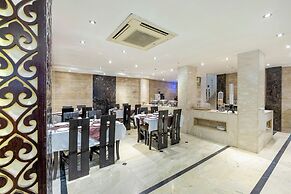 Hotel Emperor Palms at Karol Bagh