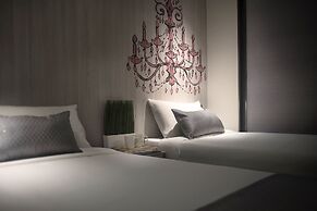 Hotel 81 Premier Princess