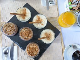 Grecian Castle Hotel