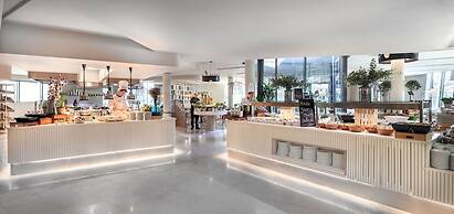 Valamar Lacroma Hotel