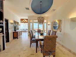 Belizean Cove Estates