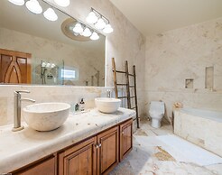 Belizean Cove Estates