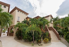 Belizean Cove Estates