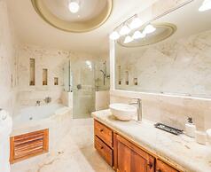 Belizean Cove Estates