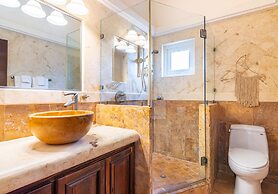 Belizean Cove Estates