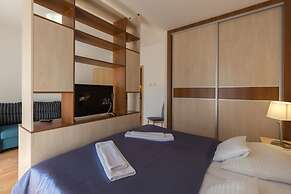 Premium Apartment House