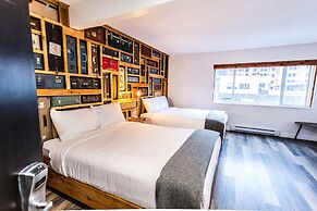 Crash Hotel Squamish