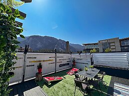 Crash Hotel Squamish