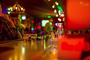 Crash Hotel Squamish