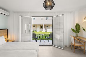 White Olive Marine Aquapark - All Inclusive