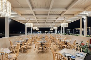 White Olive Marine Aquapark - All Inclusive