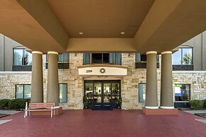 Holiday Inn Express Suites Beeville by IHG